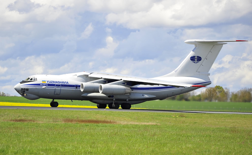 Yuzmashavia Ilyushin IL-76TD-90VD, Registration UR-78785